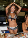 ; Carolyn Savage; Street Car Showoff 2...; Honolulu, Hawaii, USA; Profil: Rowald; Hochgeladen: 2011 Apr 15;